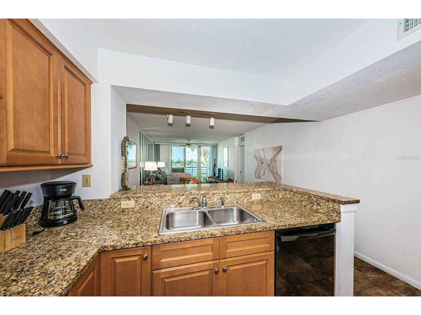 5801 Bahia Del Mar Circle #512 Saint Petersburg FL 33715 TB8474662 image2