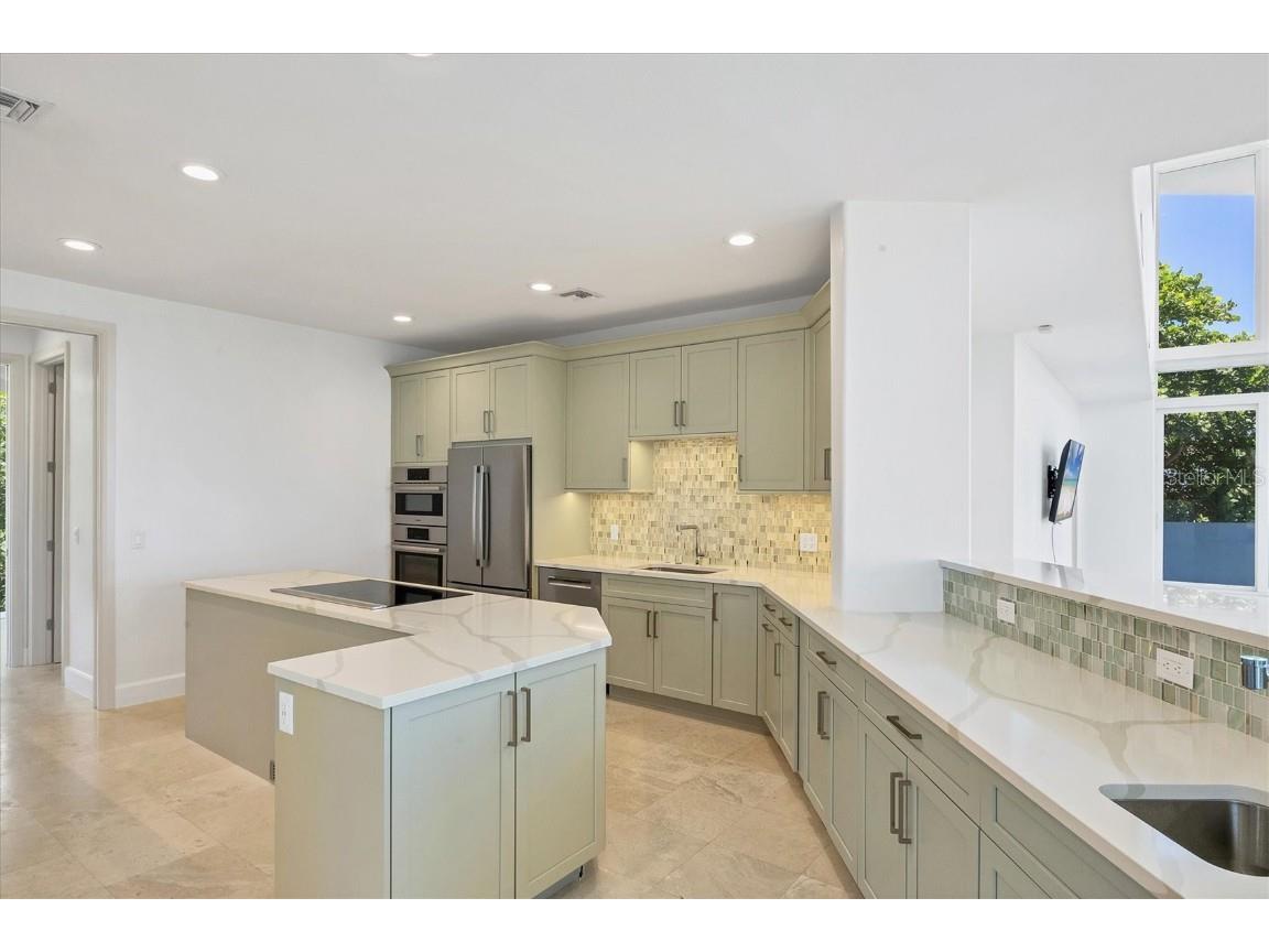 5801 Gulf Of Mexico Drive Longboat Key FL 34228 A4666928 image10