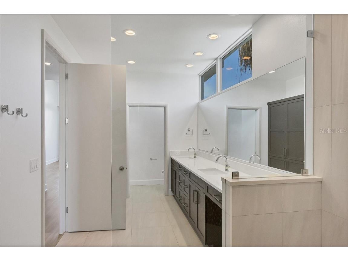 5801 Gulf Of Mexico Drive Longboat Key FL 34228 A4666928 image18