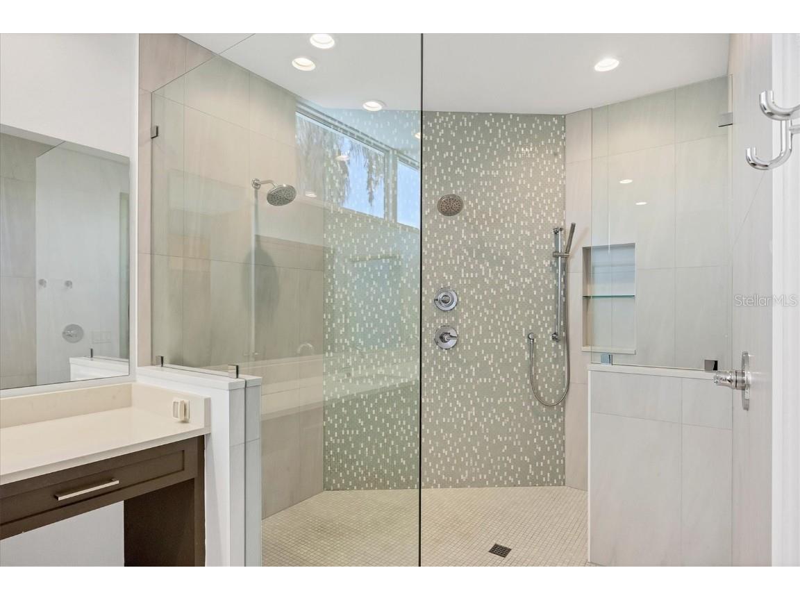 5801 Gulf Of Mexico Drive Longboat Key FL 34228 A4666928 image19