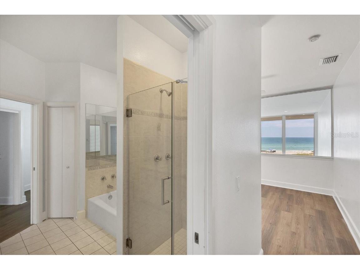 5801 Gulf Of Mexico Drive Longboat Key FL 34228 A4666928 image22