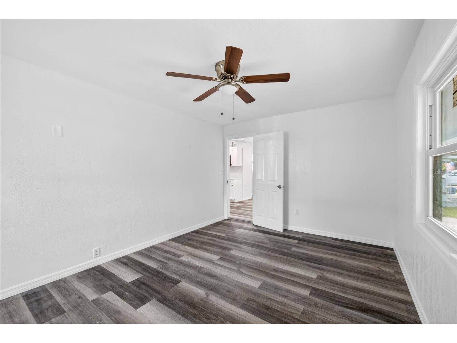 5801 Magnolia Street N Saint Petersburg FL 33703 TB8511542 image11