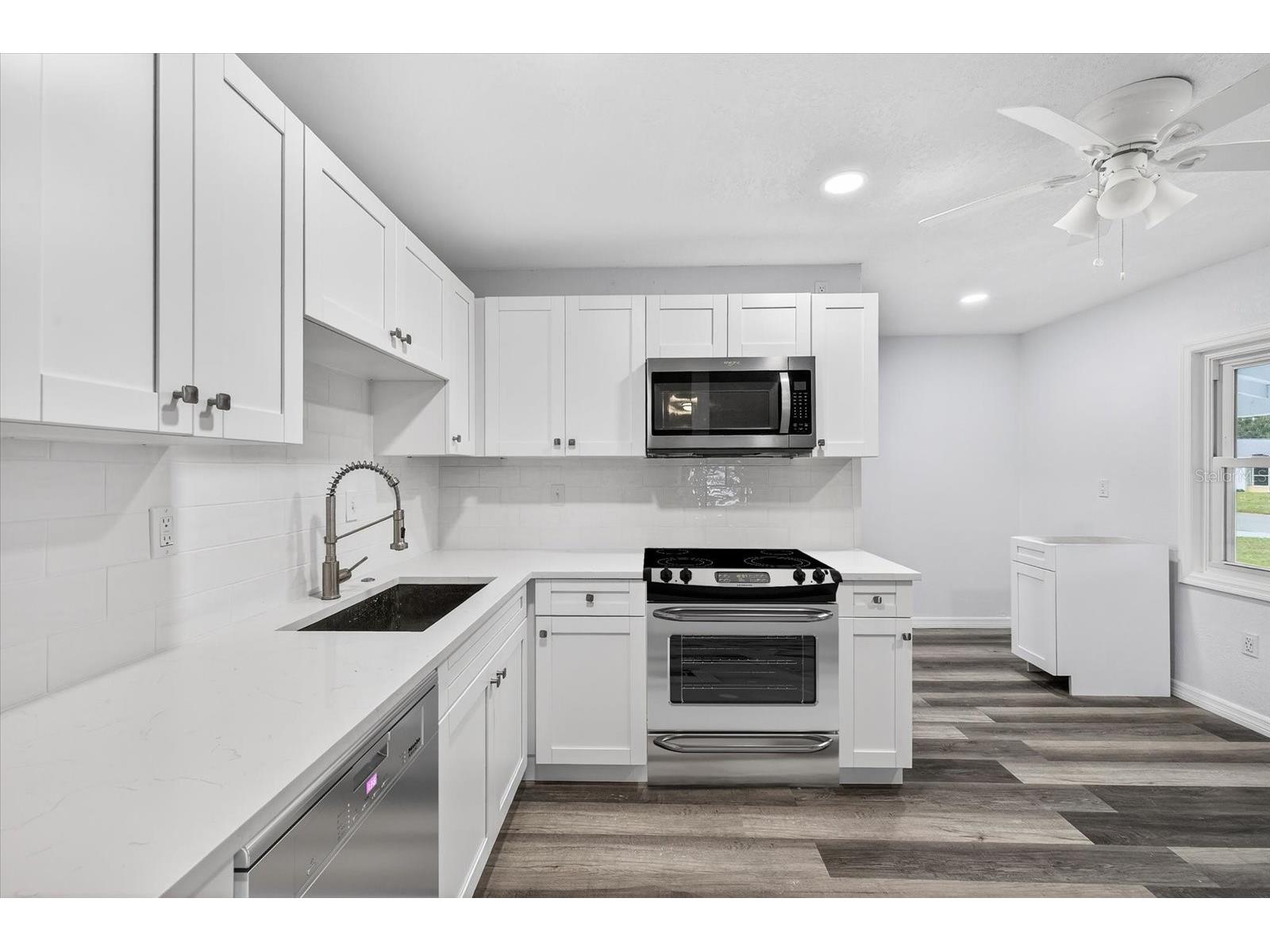 5801 Magnolia Street N Saint Petersburg FL 33703 TB8511542 image5