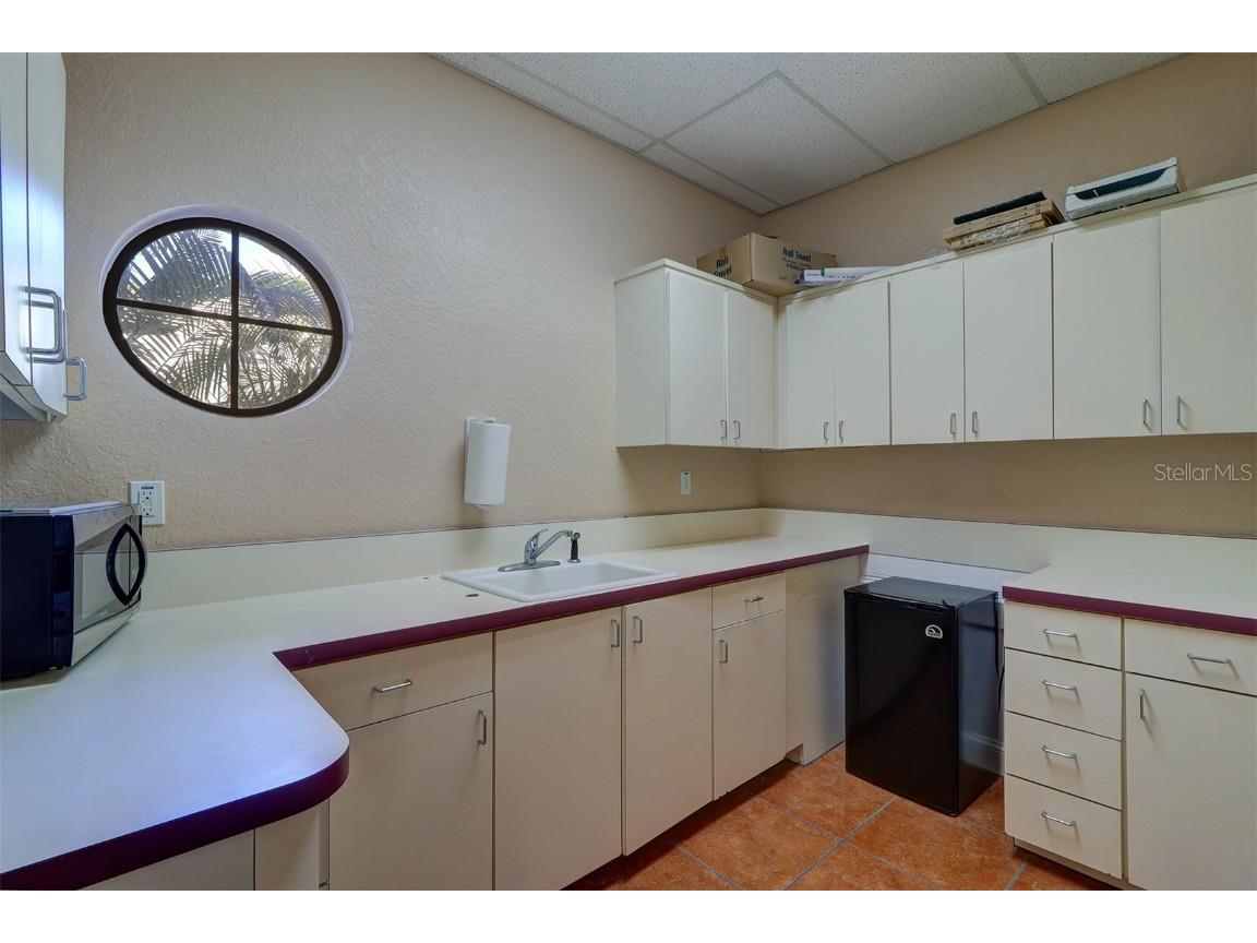 5801 Main Street New Port Richey FL 34652 U8206785 image25