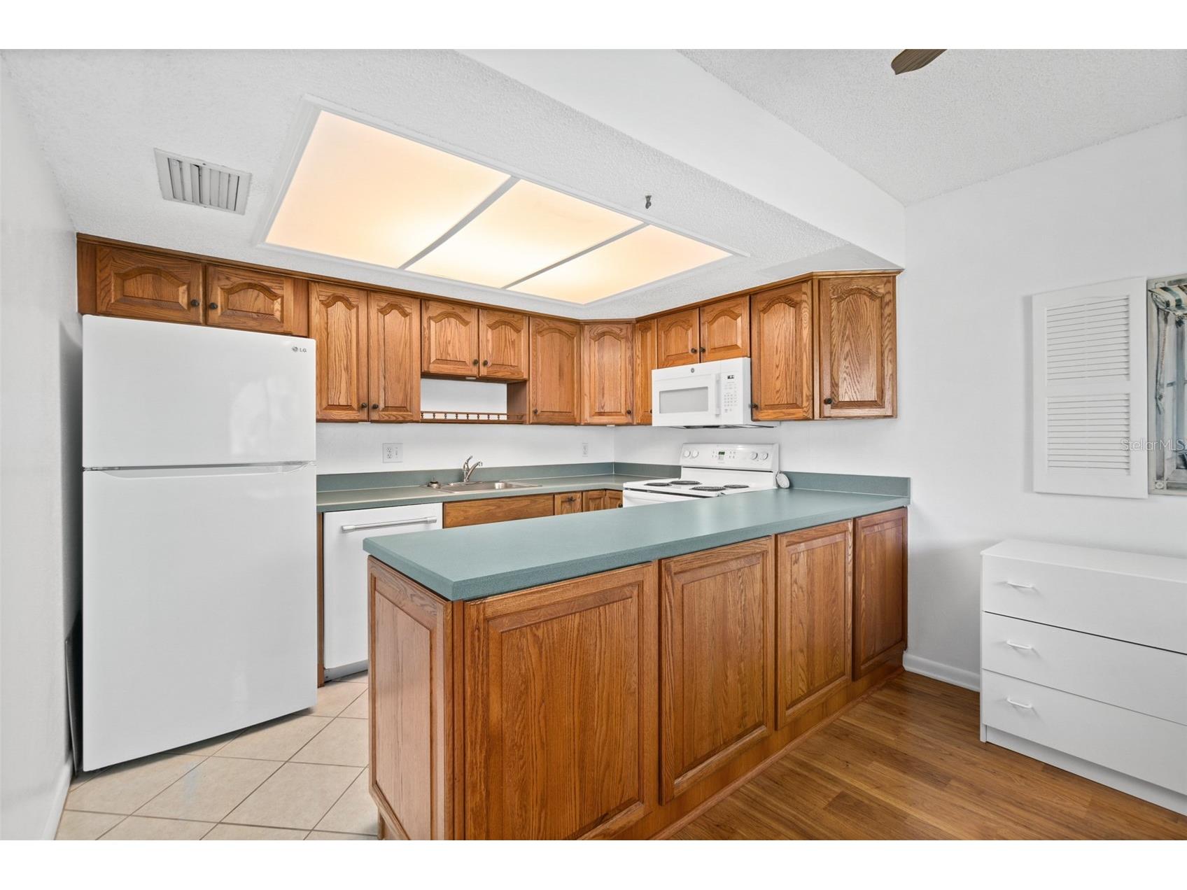 5801 N Atlantic Avenue #302 Cape Canaveral FL 32920 O6406183 image8