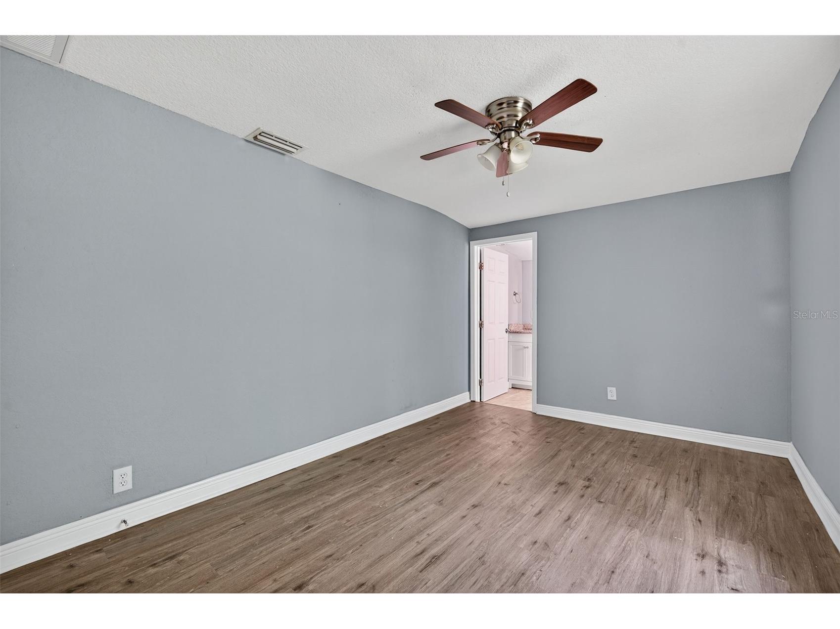 5801 Virginia Avenue New Port Richey FL 34652 W7879693 image36