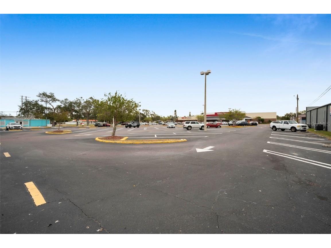 5802 54th Avenue N Kenneth City FL 33709 TB8335485 image11