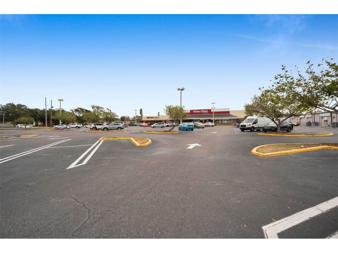 5802 54th Avenue N Kenneth City FL 33709 TB8335485 image13