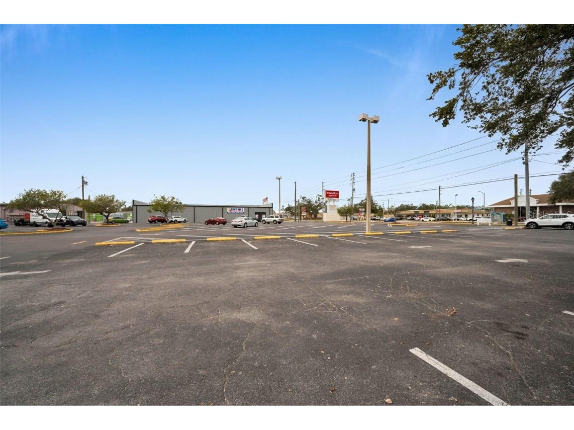 5802 54th Avenue N Kenneth City FL 33709 TB8335485 image15