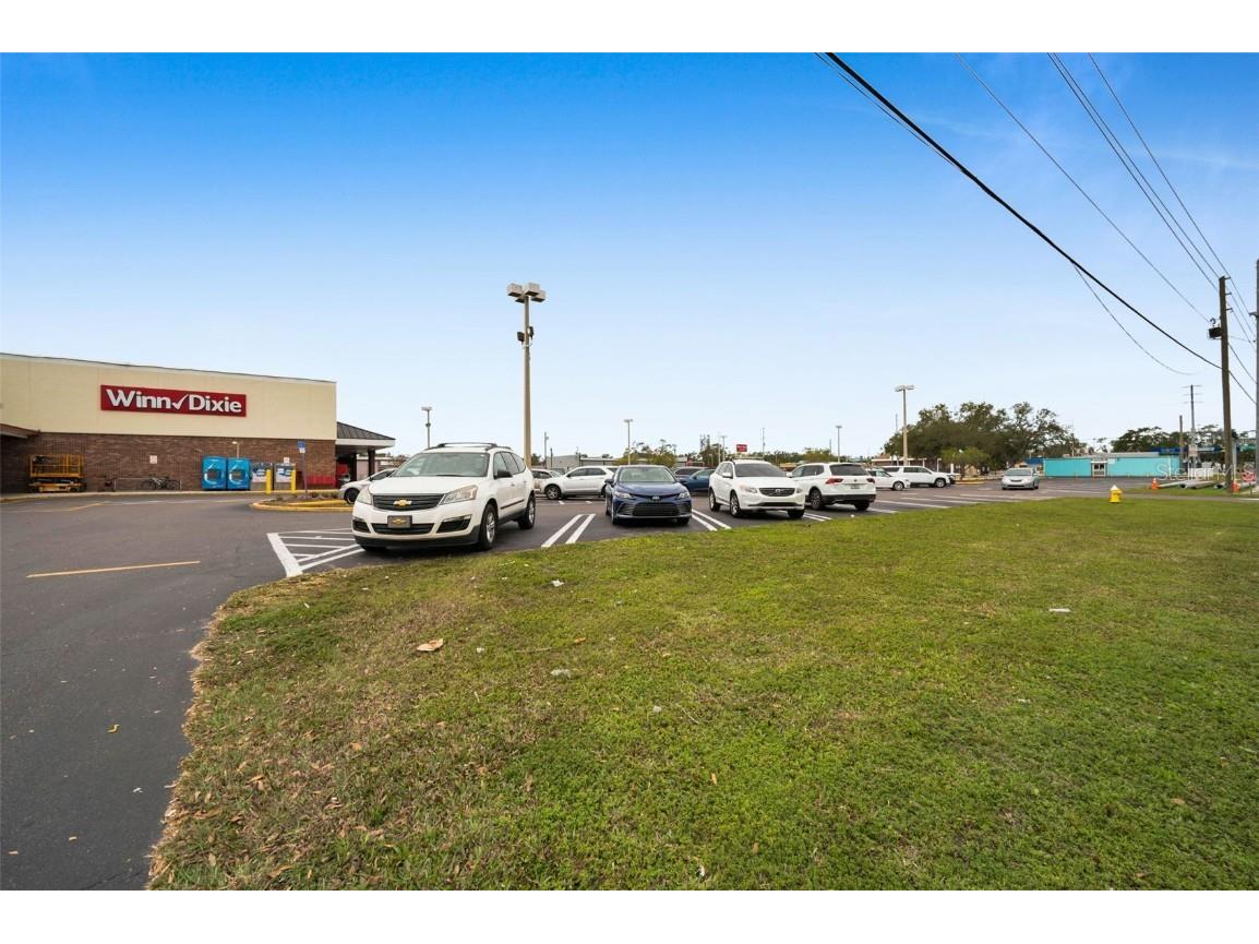 5802 54th Avenue N Kenneth City FL 33709 TB8335485 image21