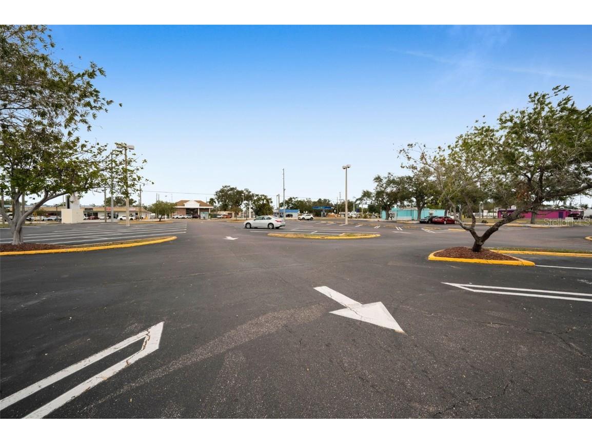 5802 54th Avenue N Kenneth City FL 33709 TB8335485 image27