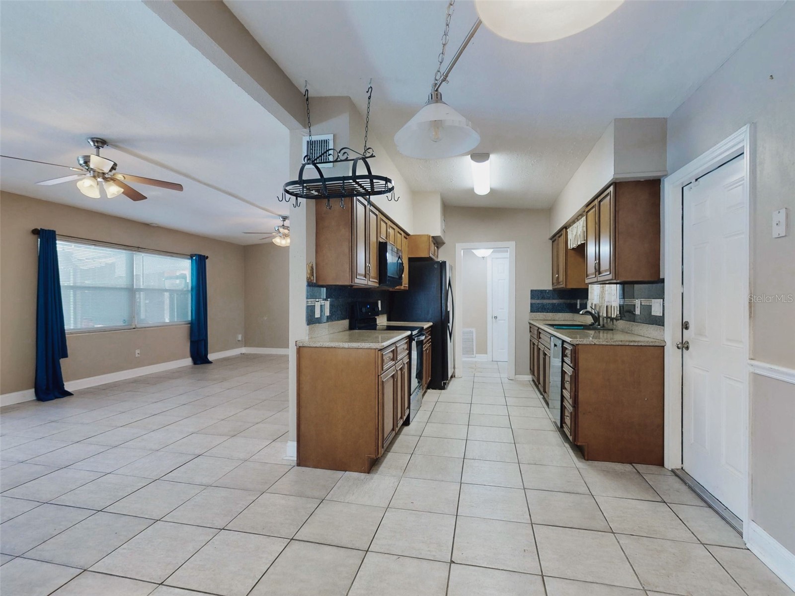 5802 Deerfield Road Orlando FL 32808 O6408253 image19