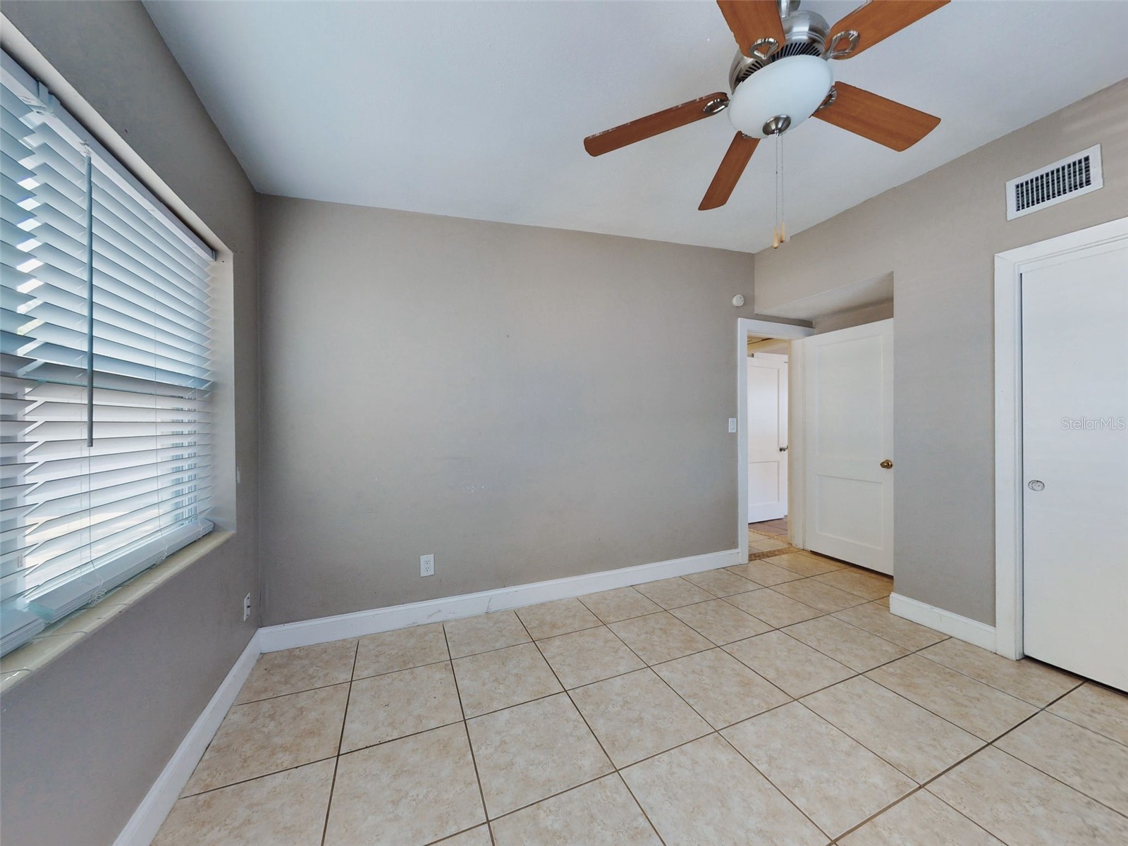 5802 Deerfield Road Orlando FL 32808 O6408253 image32