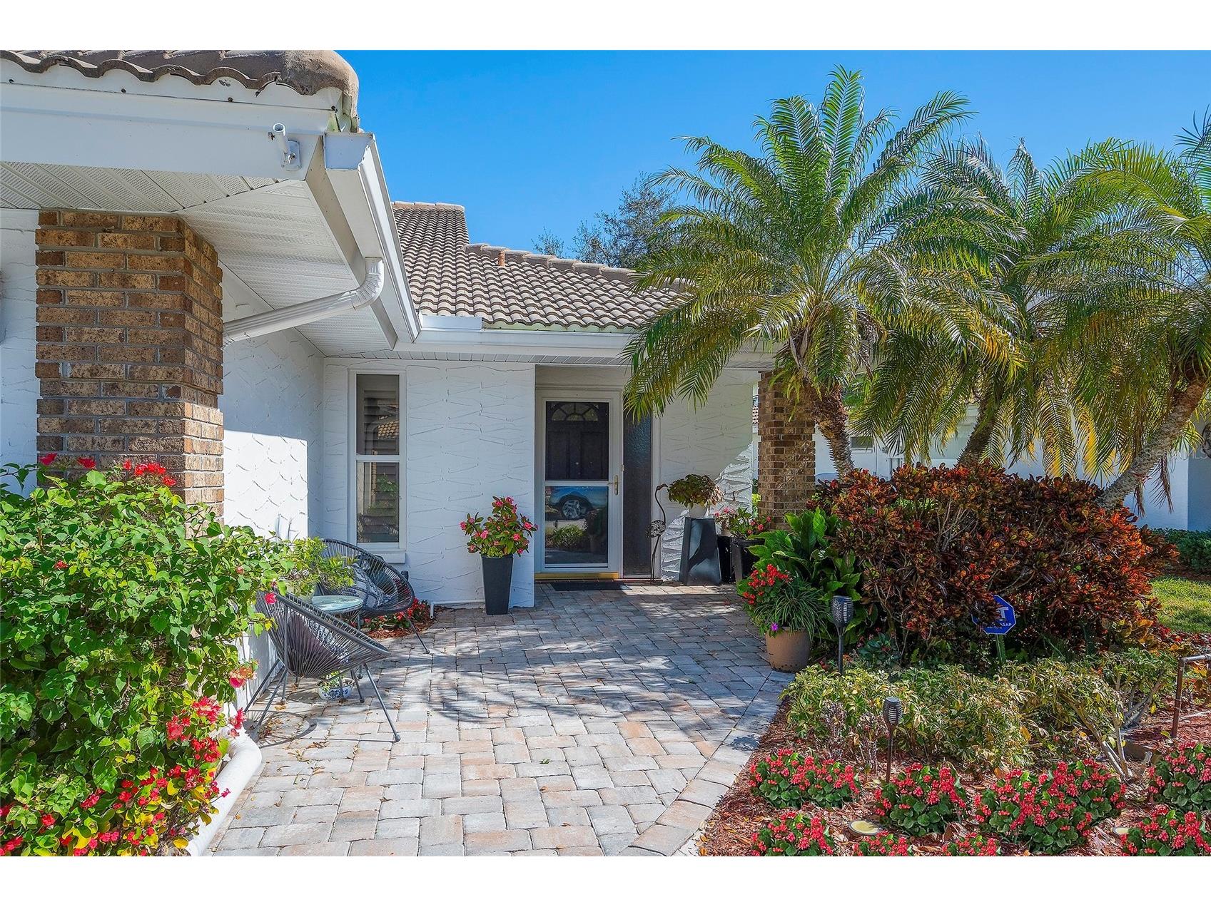 5803 Garden Lakes Drive Bradenton FL 34203 A4683943 image1