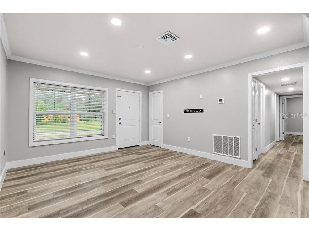 5804 Wolf Road Orlando FL 32808 O6349356 image11