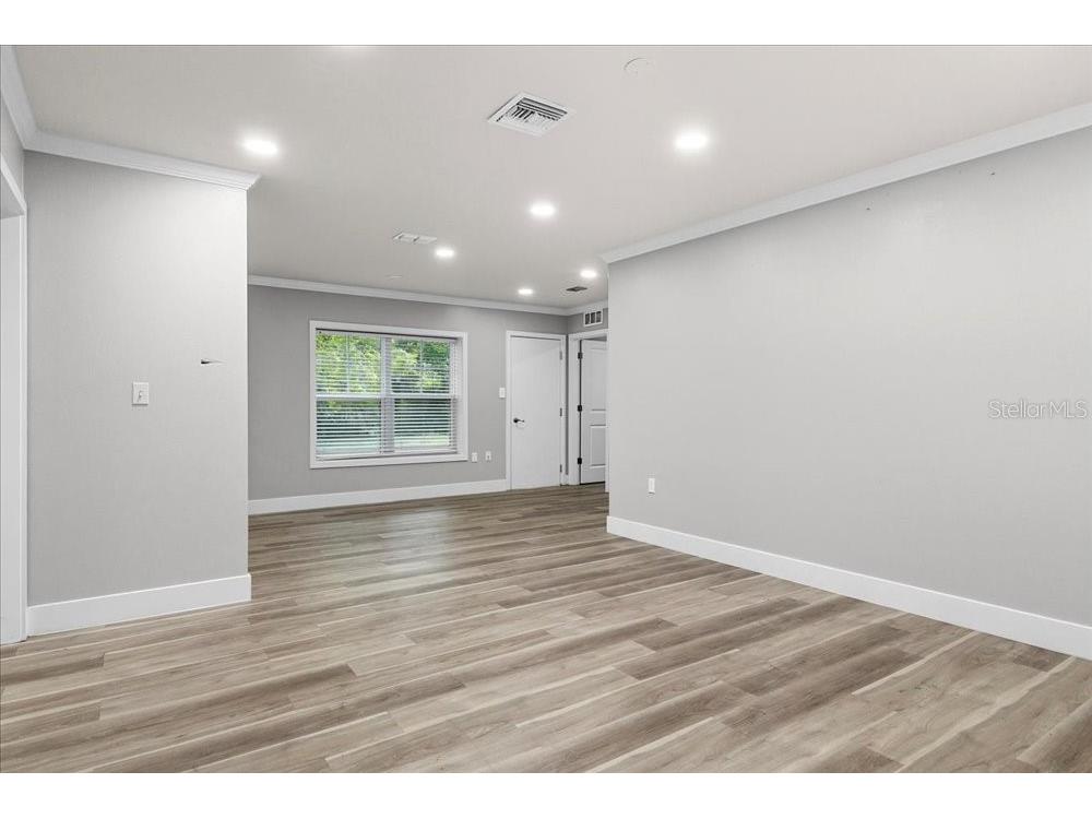 5804 Wolf Road Orlando FL 32808 O6349356 image12