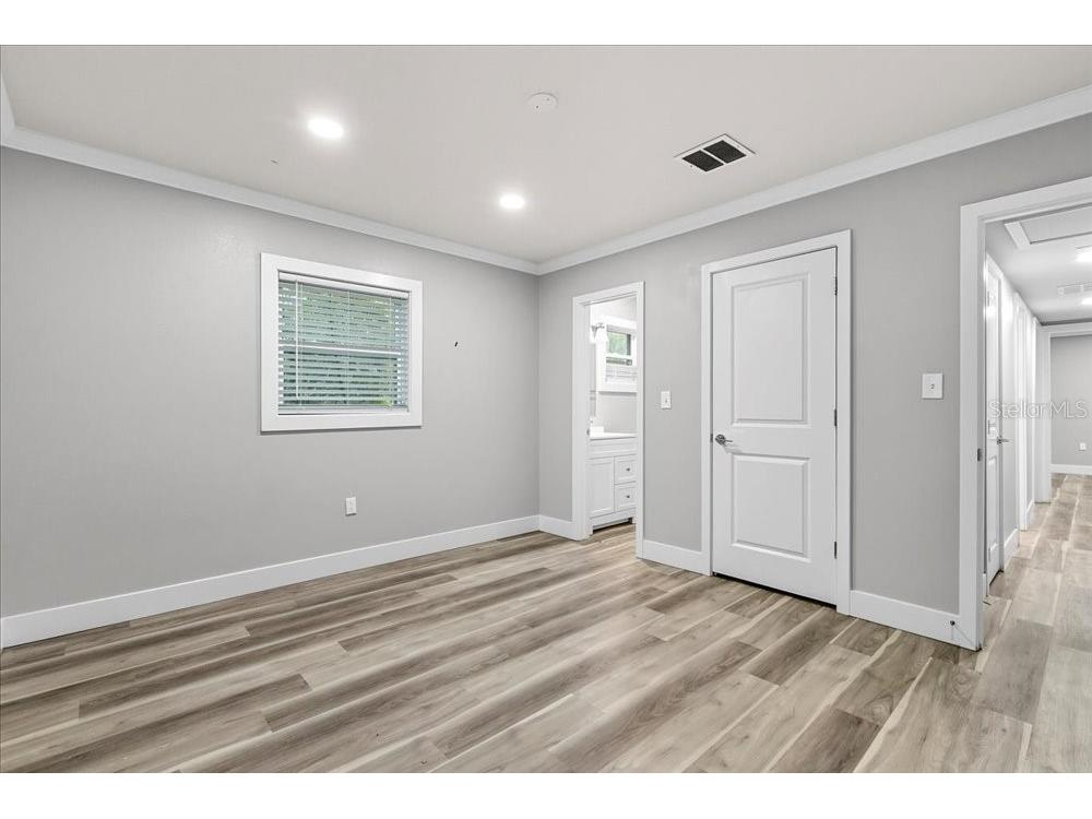 5804 Wolf Road Orlando FL 32808 O6349356 image18