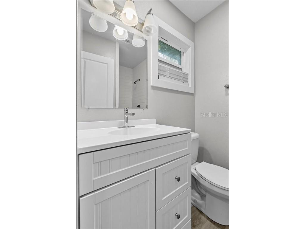 5804 Wolf Road Orlando FL 32808 O6349356 image19