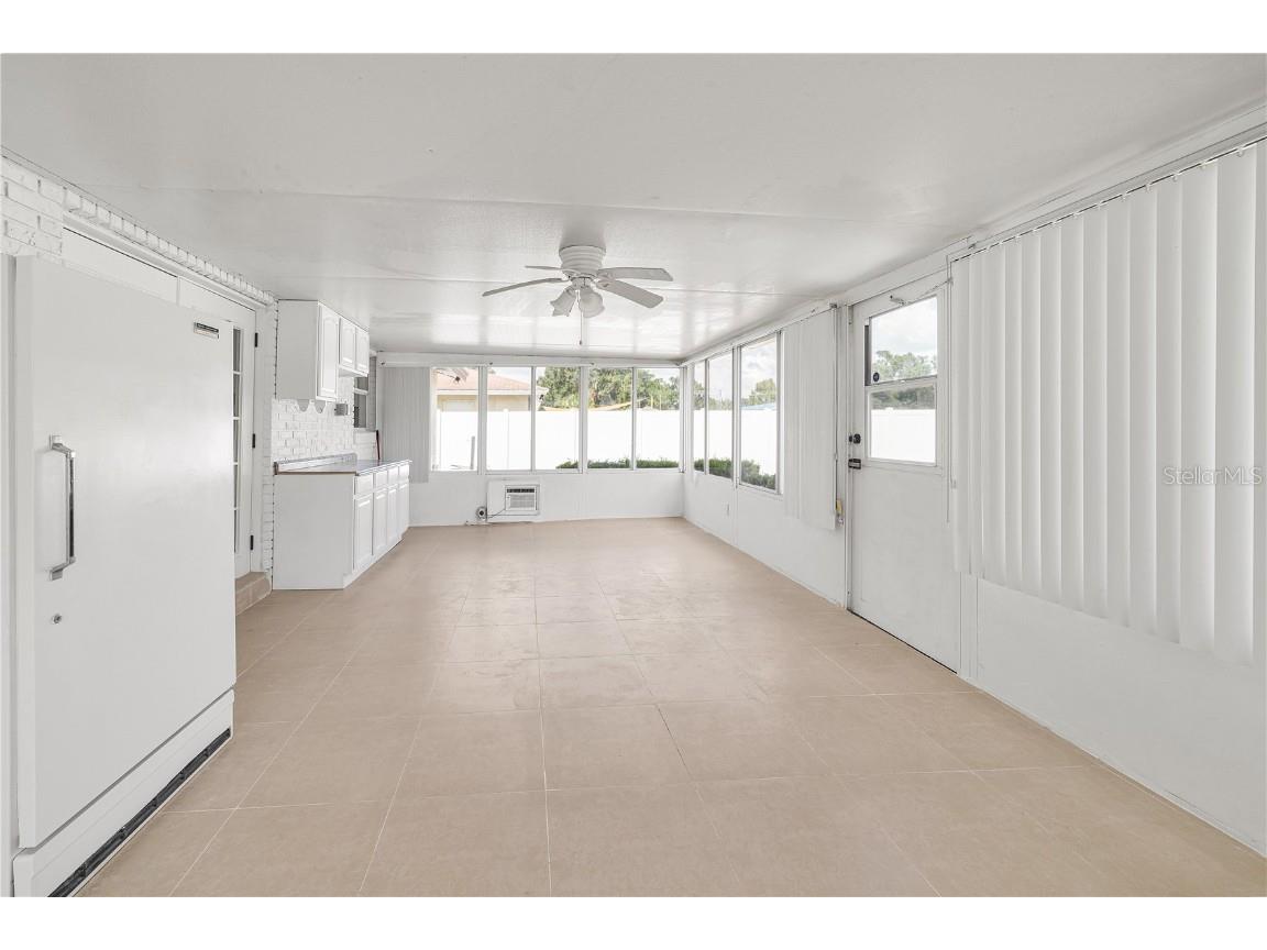 5805 Hammon Drive Tampa FL 33619 TB8436333 image16