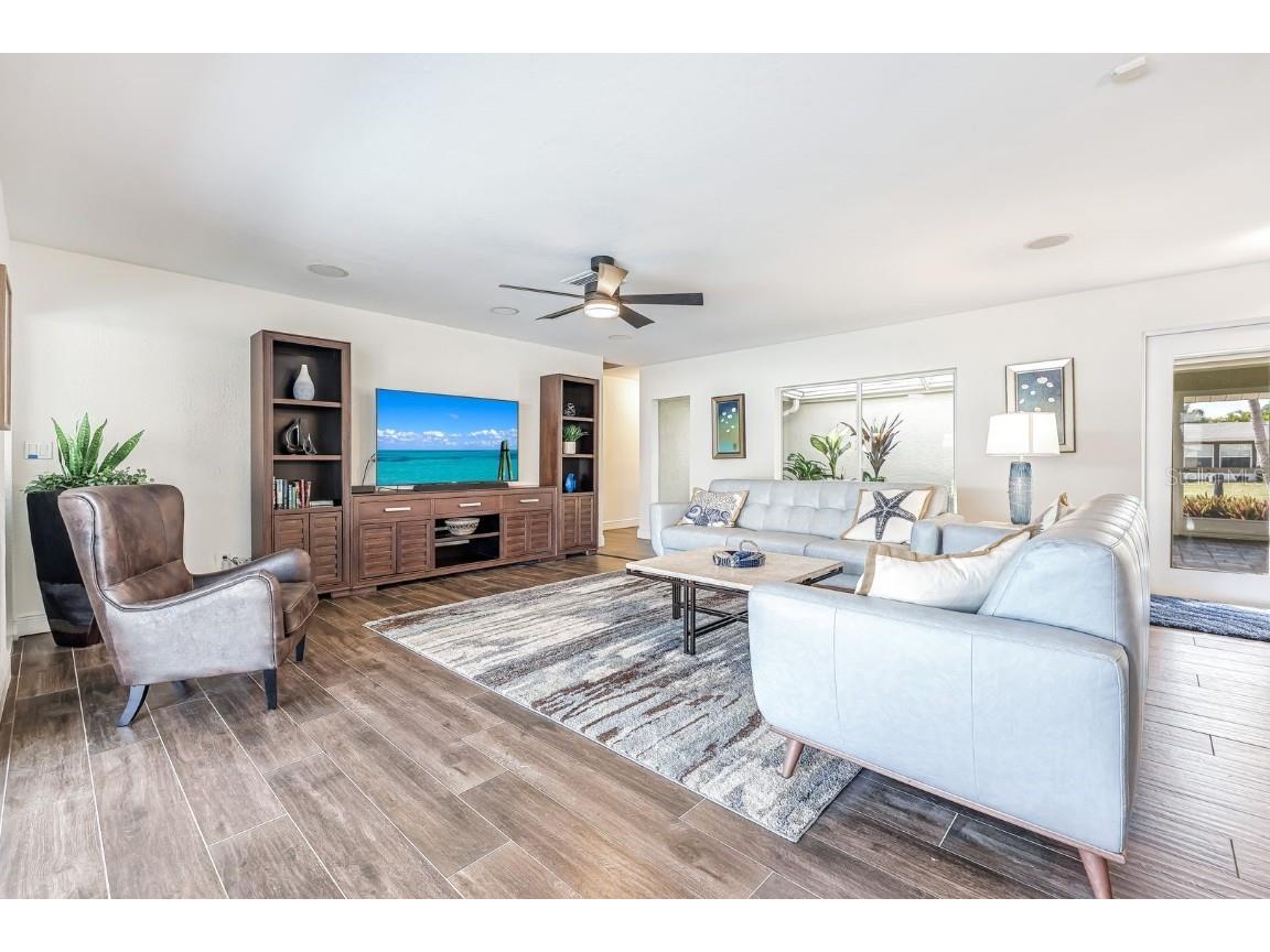 5805 SW 1st Place Cape Coral FL 33914 TB8446987 image14