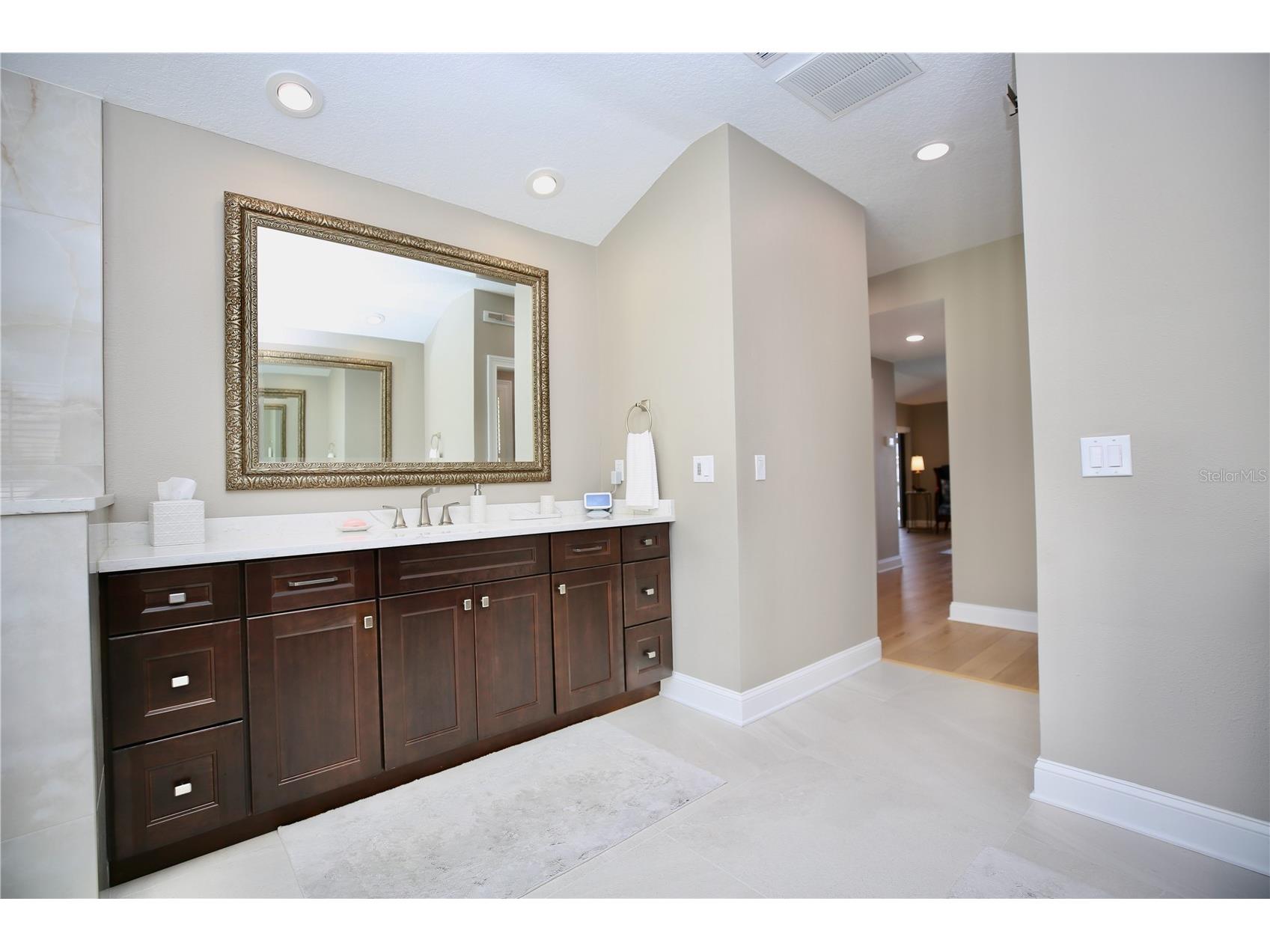 5806 Cruiser Way Tampa FL 33615 TB8495948 image37