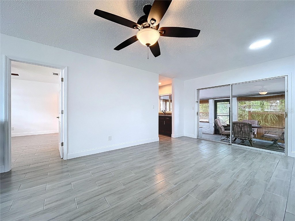 5806 Liverpool Drive Tampa FL 33615 TB8381610 image18