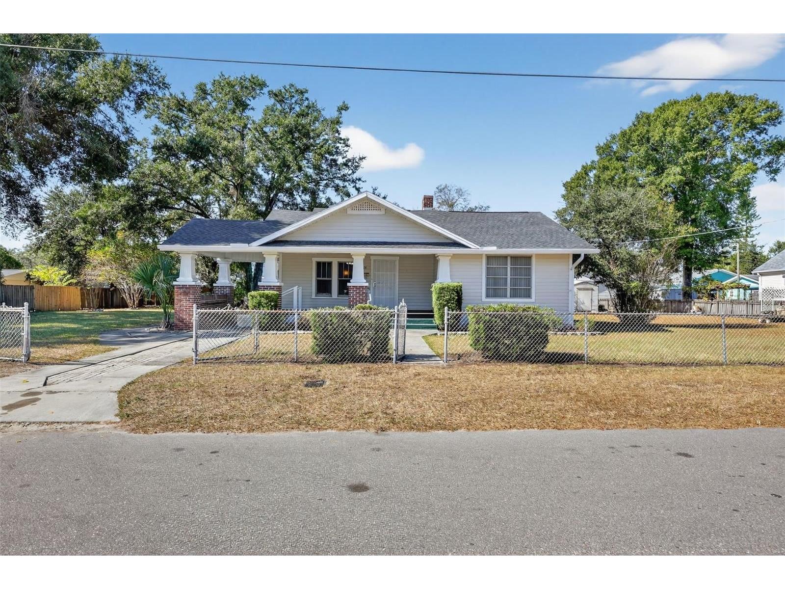 5806 N Cherokee Avenue Tampa FL 33604 TB8517075 image1