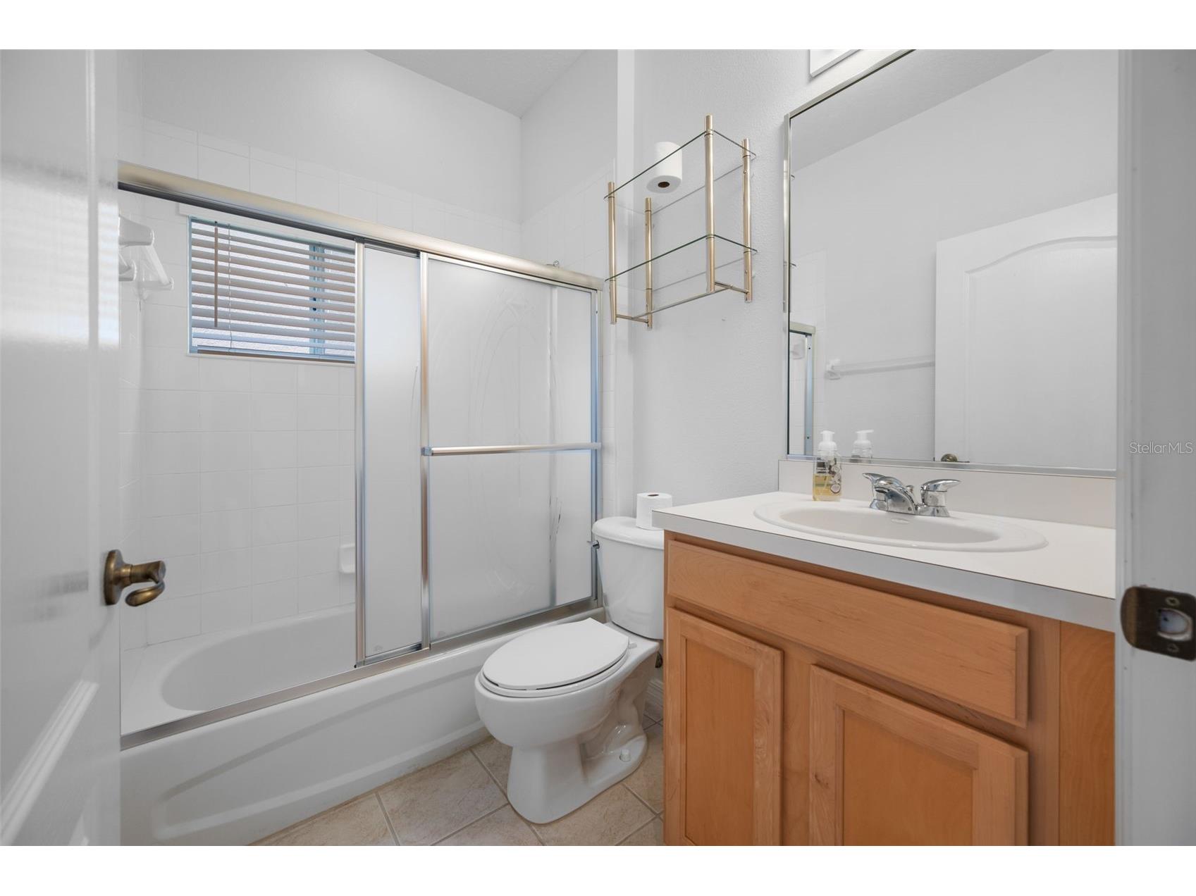 5806 New Paris Way Ellenton FL 34222 A4690306 image11