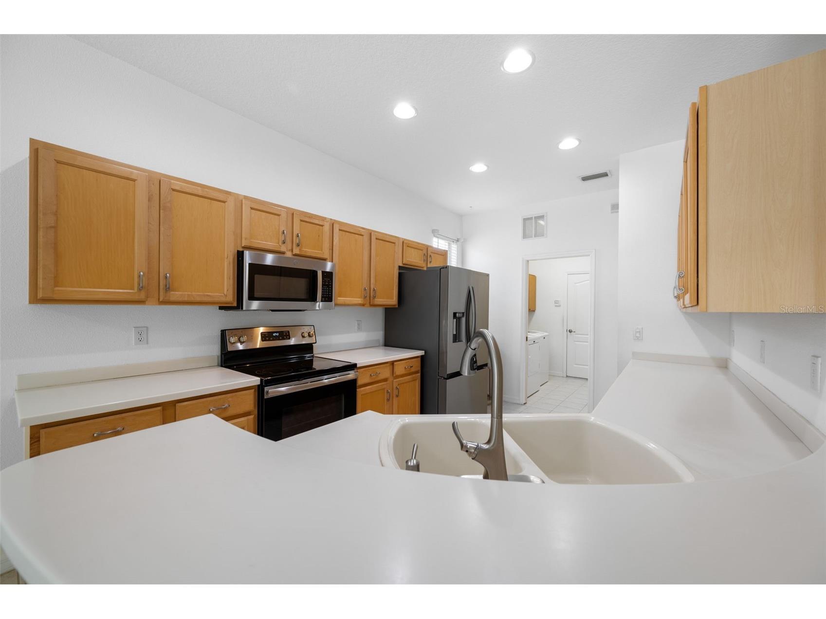 5806 New Paris Way Ellenton FL 34222 A4690306 image25