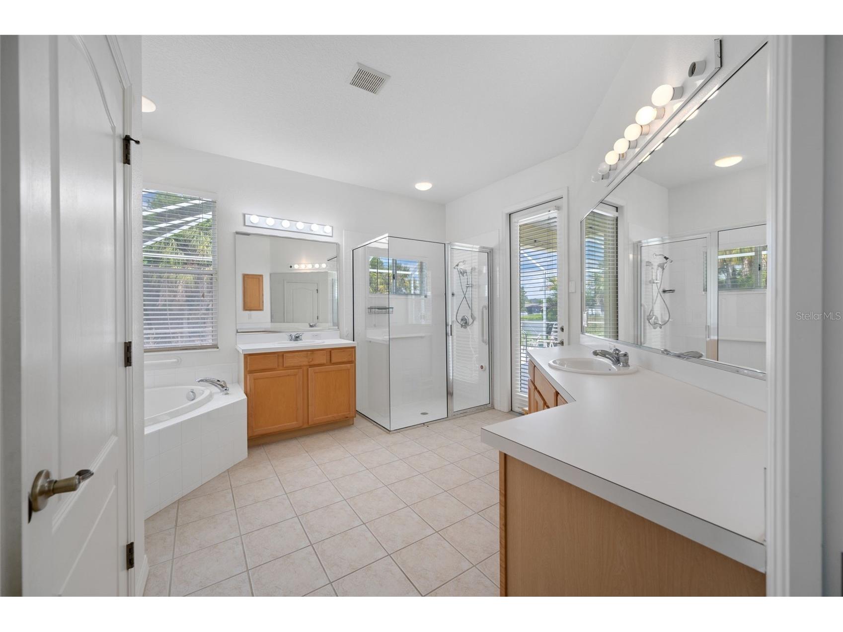 5806 New Paris Way Ellenton FL 34222 A4690306 image34
