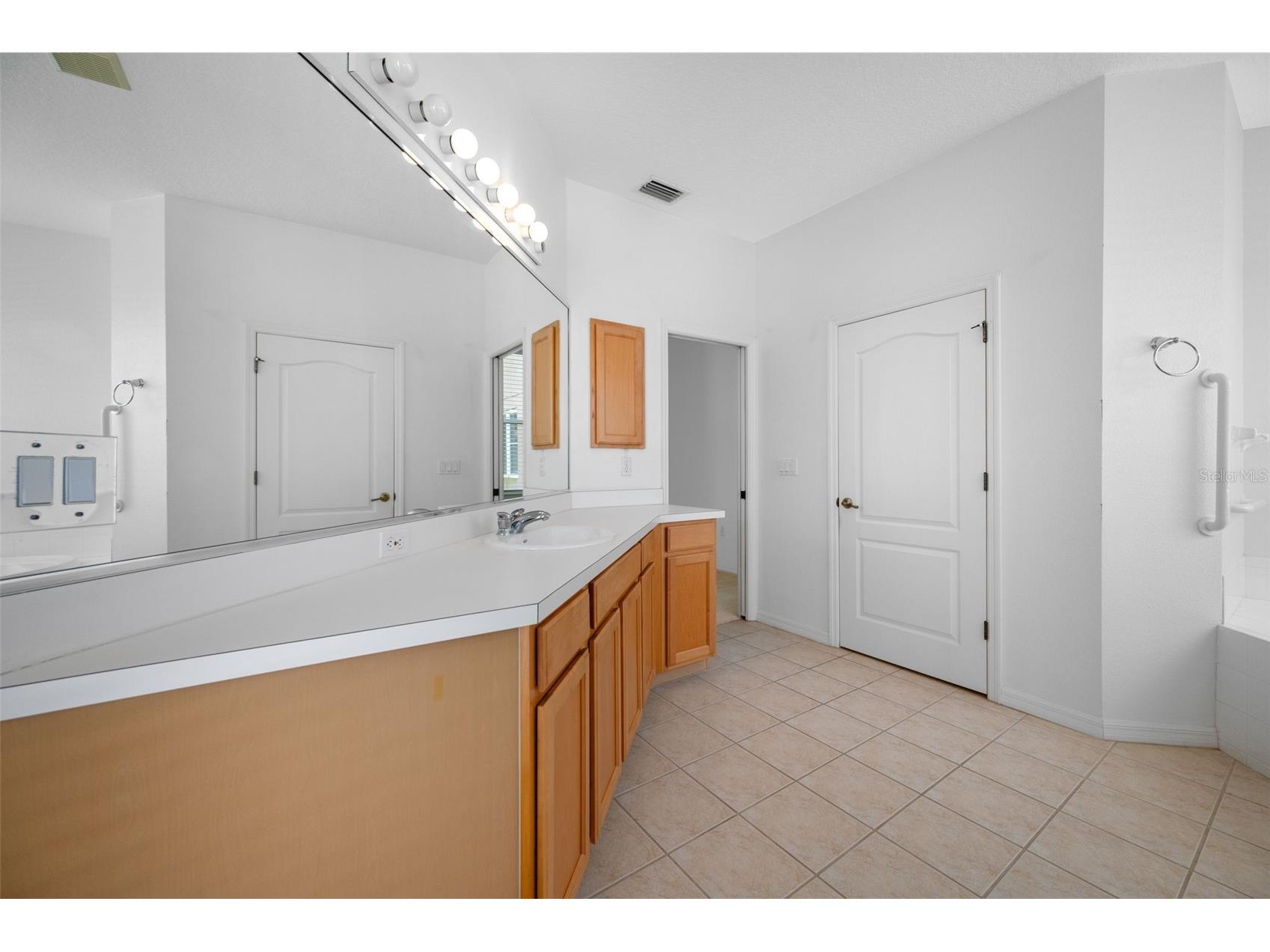 5806 New Paris Way Ellenton FL 34222 A4690306 image36