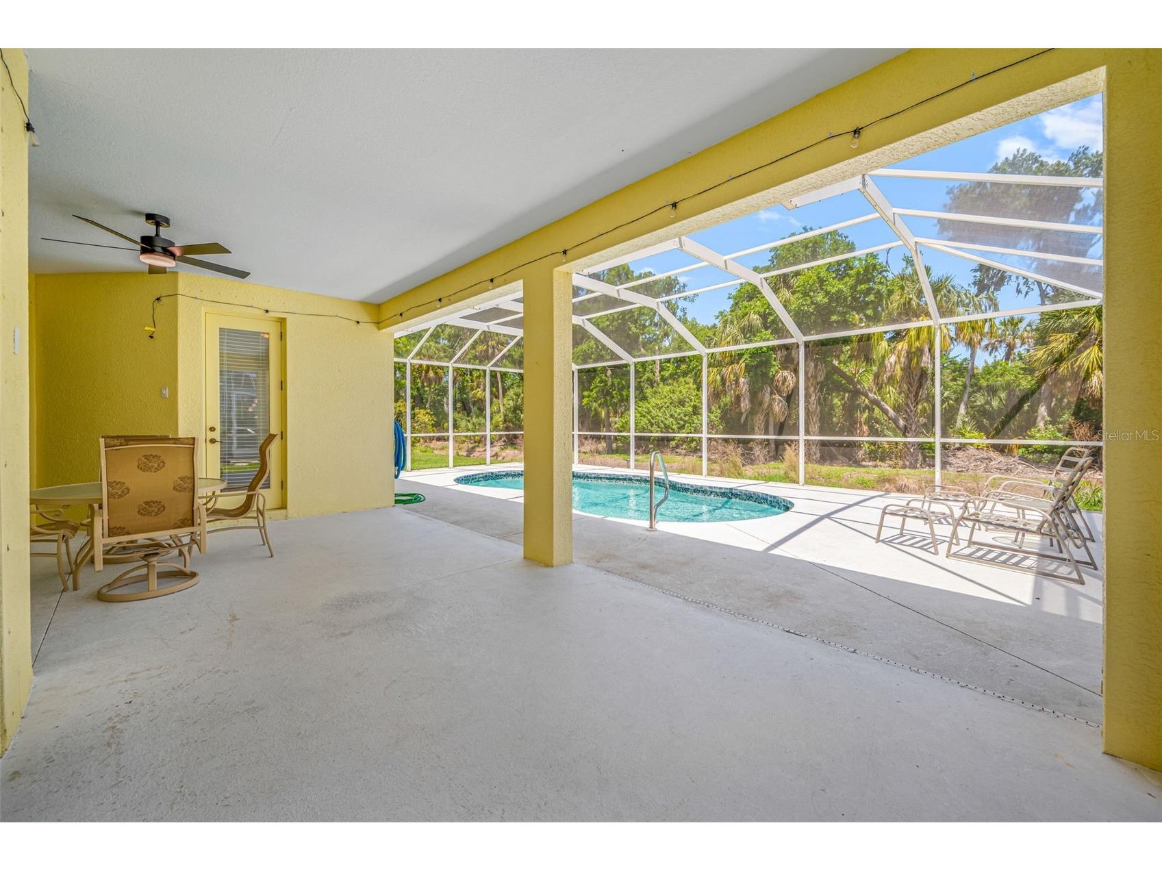 5806 New Paris Way Ellenton FL 34222 A4690306 image40