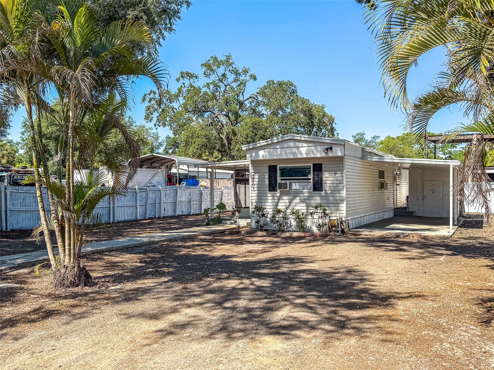 5807 Barry Lane Tampa FL 33634 L4961434 image2