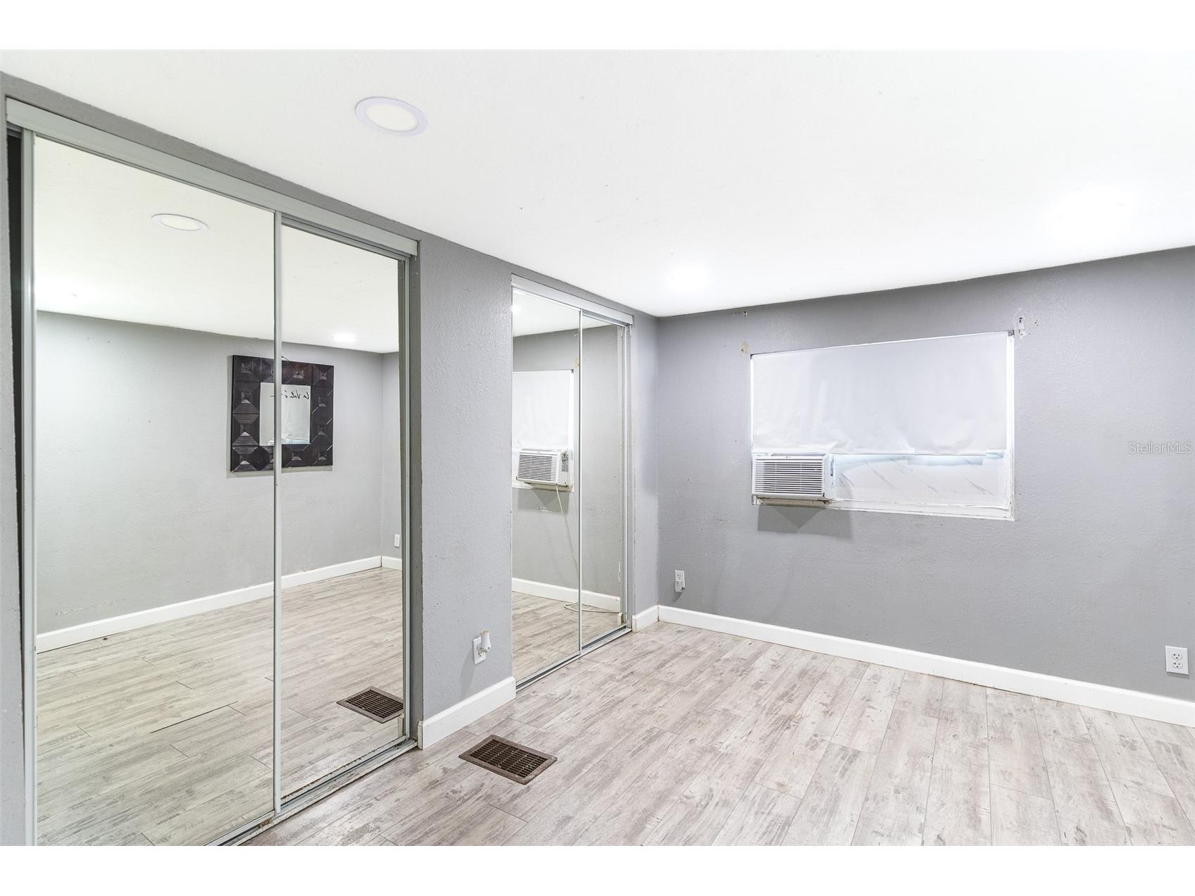 5807 Barry Lane Tampa FL 33634 L4961434 image9
