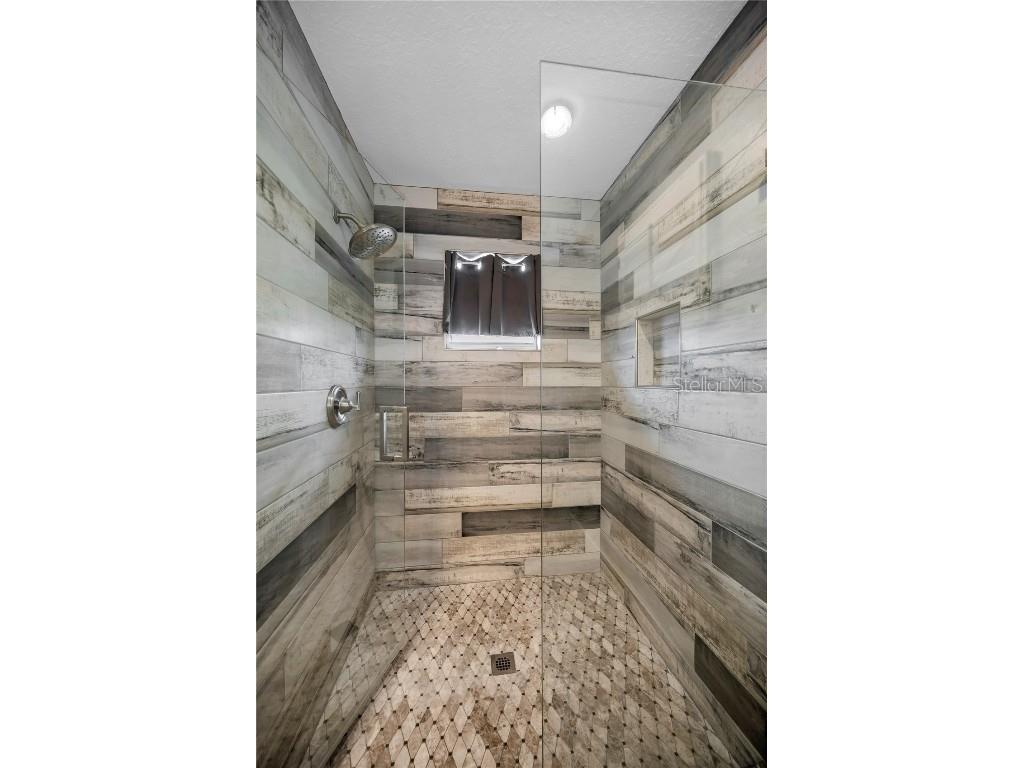 5807 Cay Cove Court Tampa FL 33615 TB8377458 image20