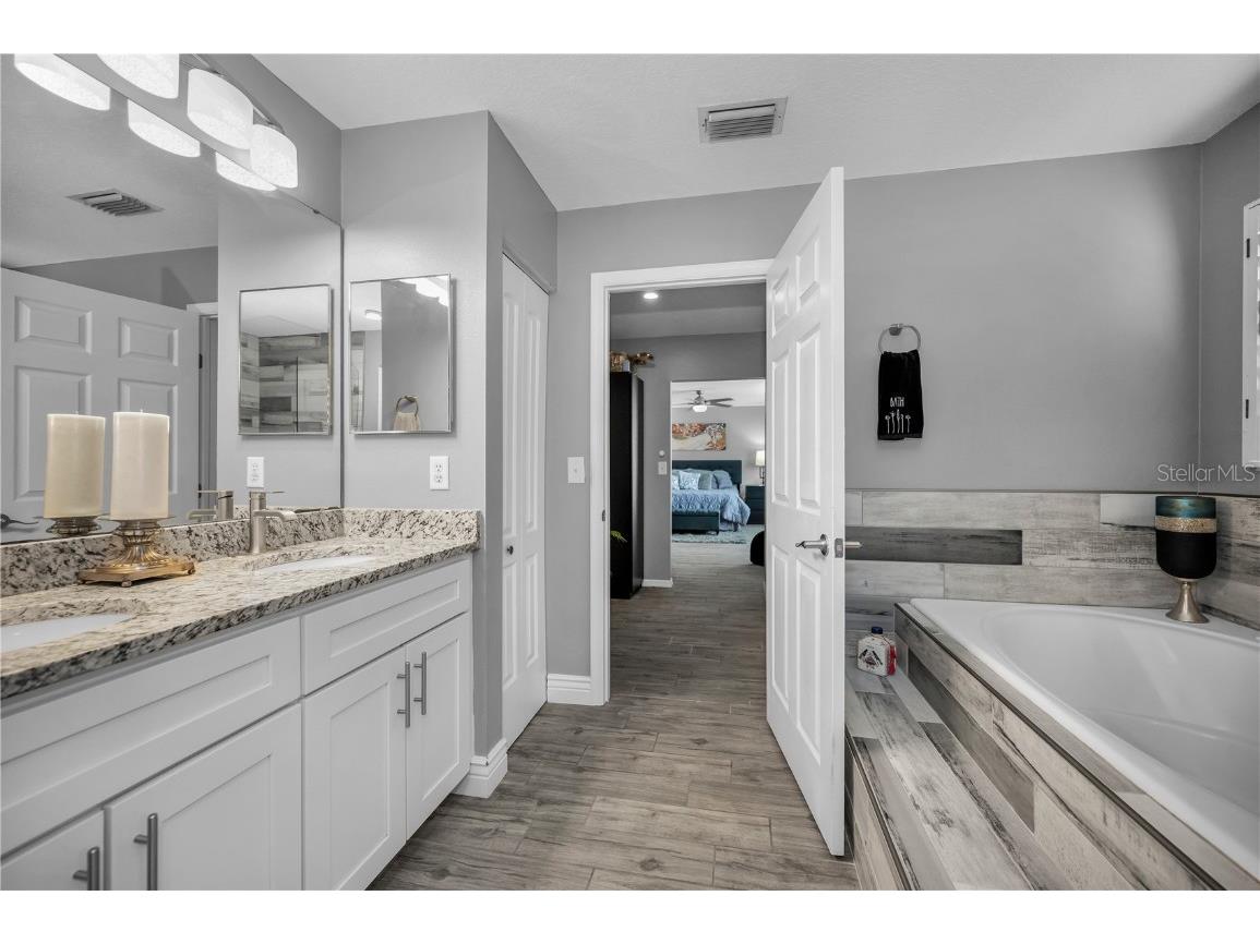 5807 Cay Cove Court Tampa FL 33615 TB8377458 image22