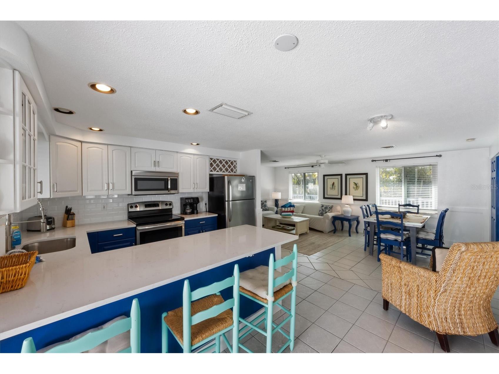 5807 De Palmas Avenue Holmes Beach FL 34217 A4682858 image4