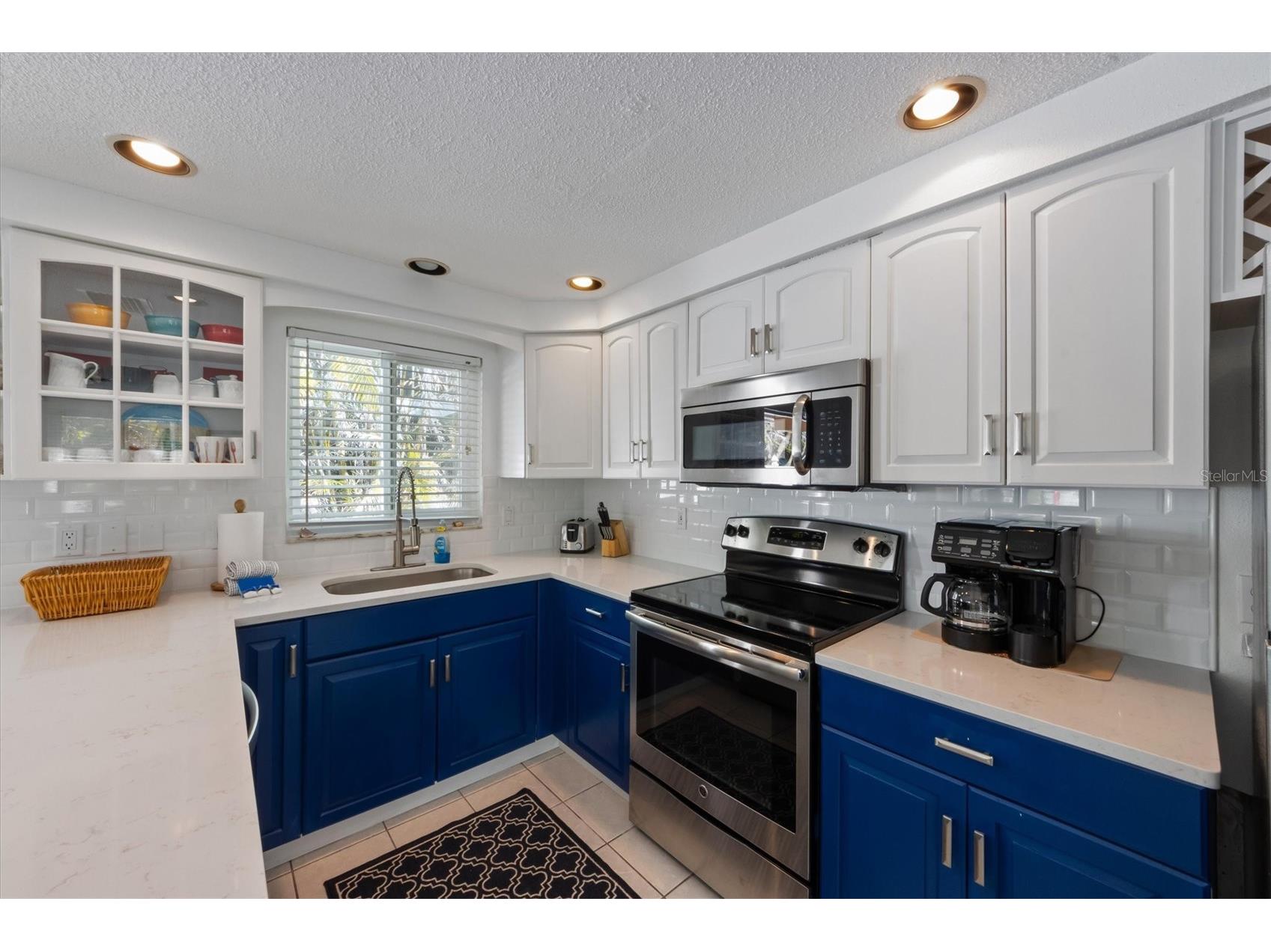 5807 De Palmas Avenue Holmes Beach FL 34217 A4682858 image6