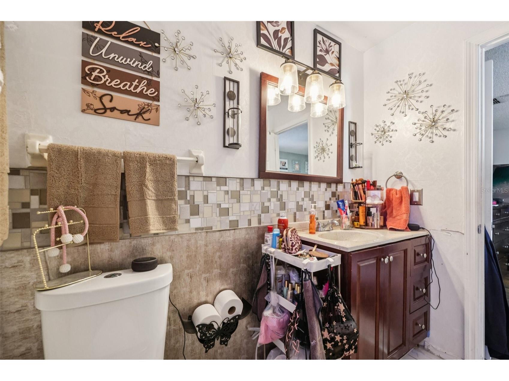 5807 Fox Hunt Trail Orlando FL 32808 TB8480487 image18