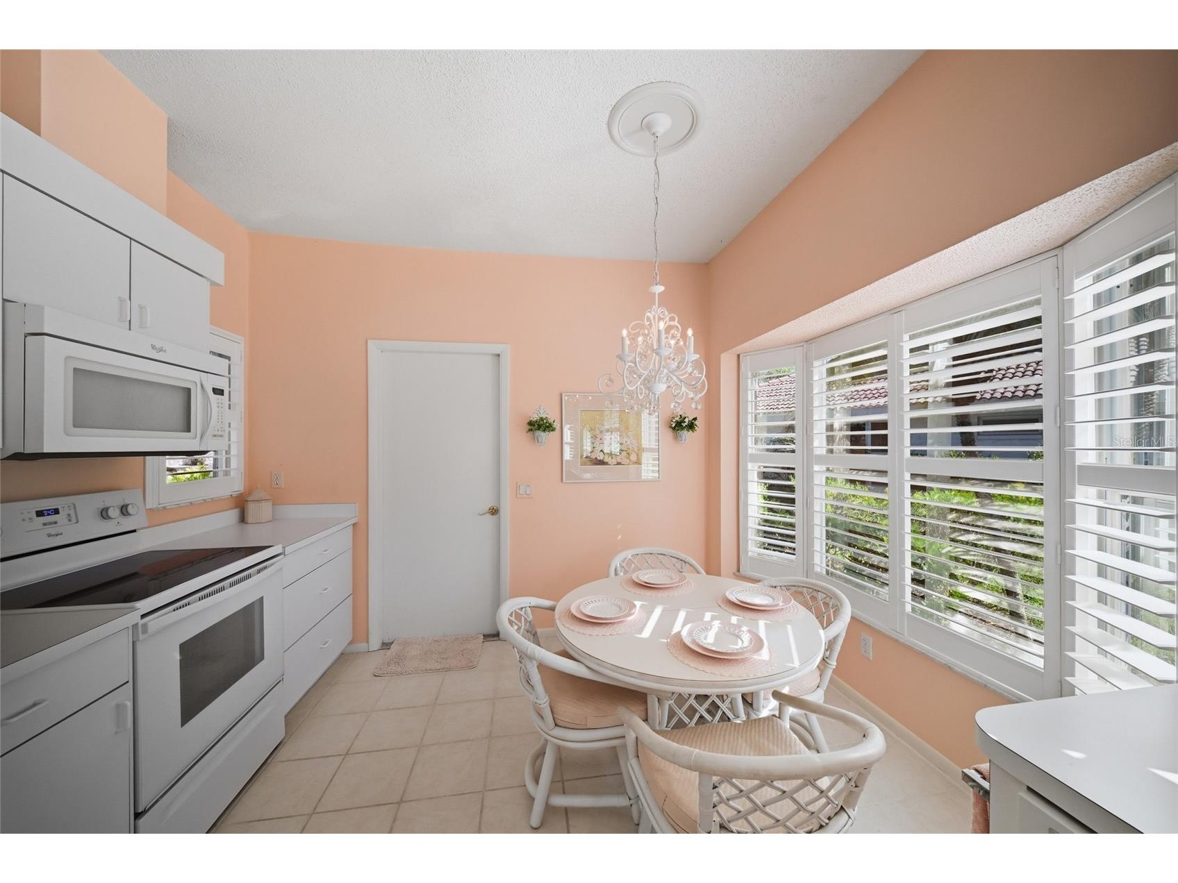 5807 Garden Lakes Palm Bradenton FL 34203 A4694831 image13