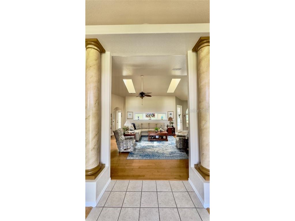 5807 N Bridle Terrace Beverly Hills FL 34465 OM714702 image2