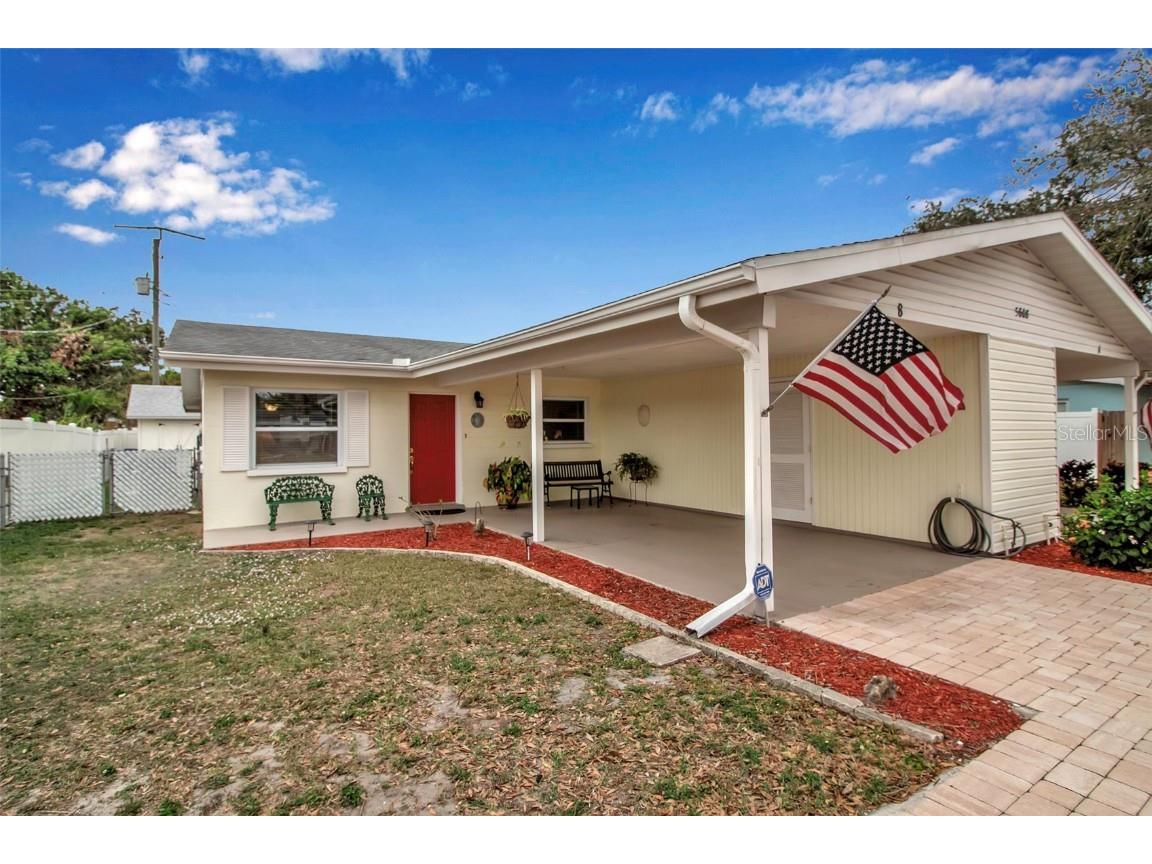 5808 18th Street W #A & B Bradenton FL 34207 A4643465 image1
