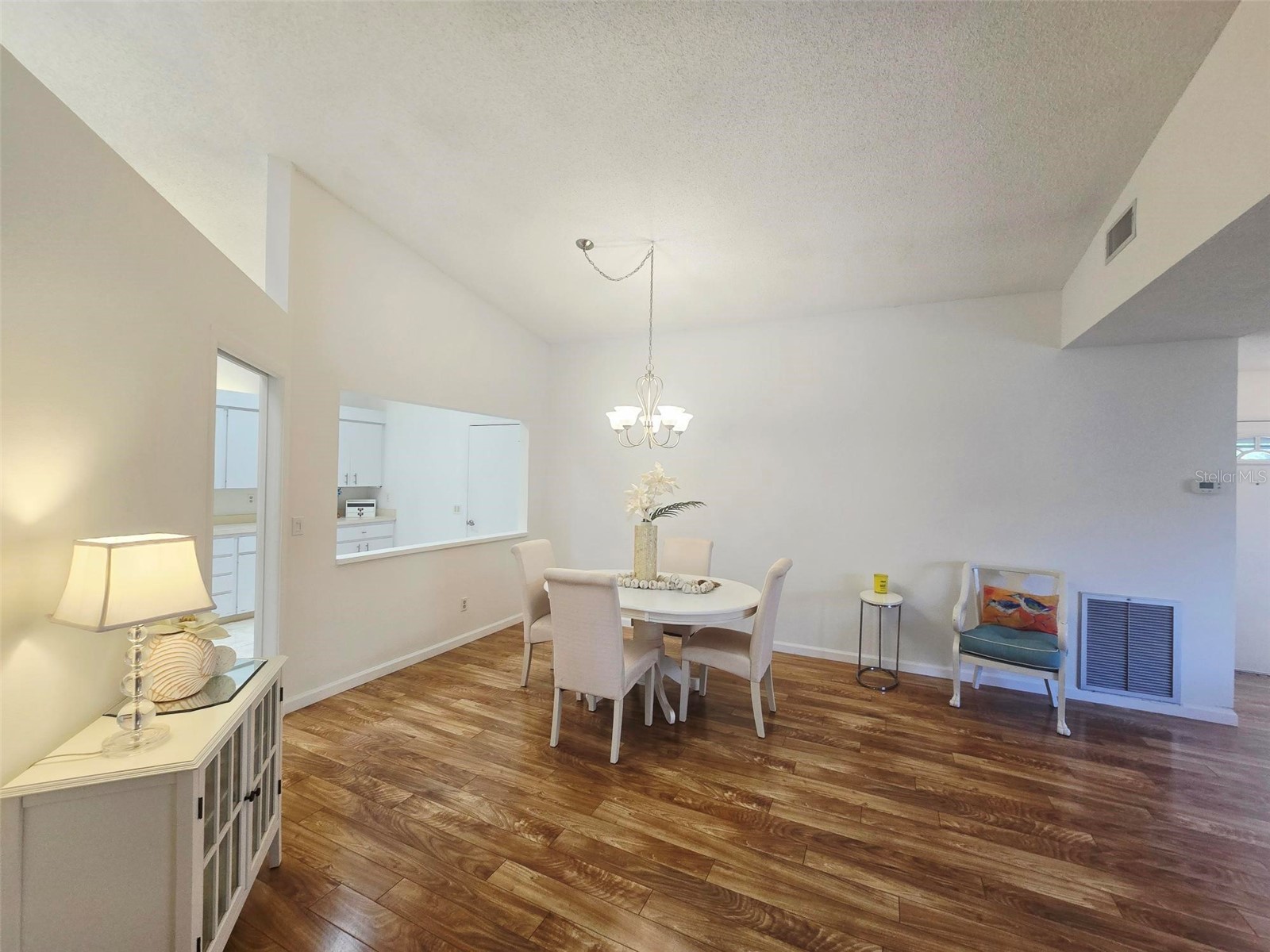 5808 Garden Lakes Drive Bradenton FL 34203 A4698796 image7