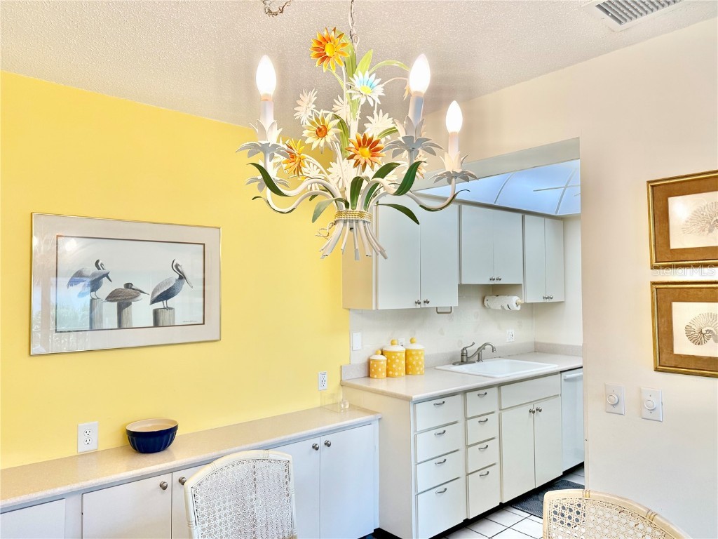 5808 Gulf Drive #203 Holmes Beach FL 34217 A4668547 image9