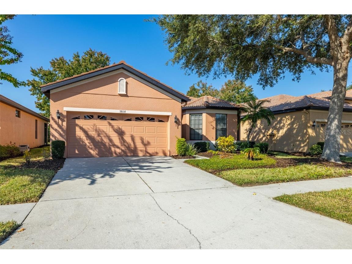 5808 Hidden Falls Lane Apollo Beach FL 33572 TB8449828 image1