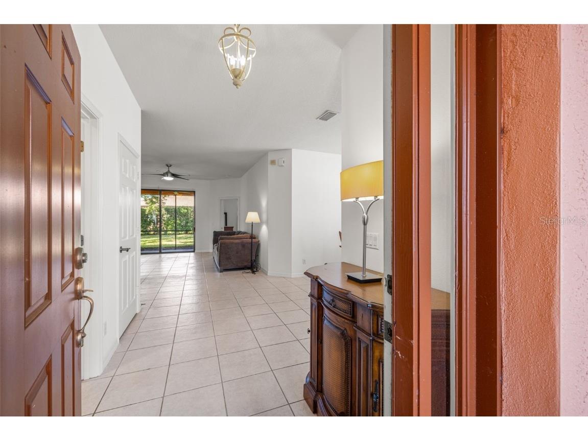 5808 Hidden Falls Lane Apollo Beach FL 33572 TB8449828 image3