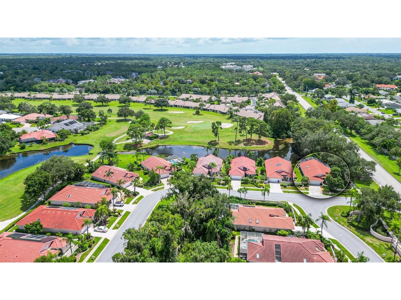 5808 Lakeside Woods Circle Sarasota FL 34243 A4622643 image1