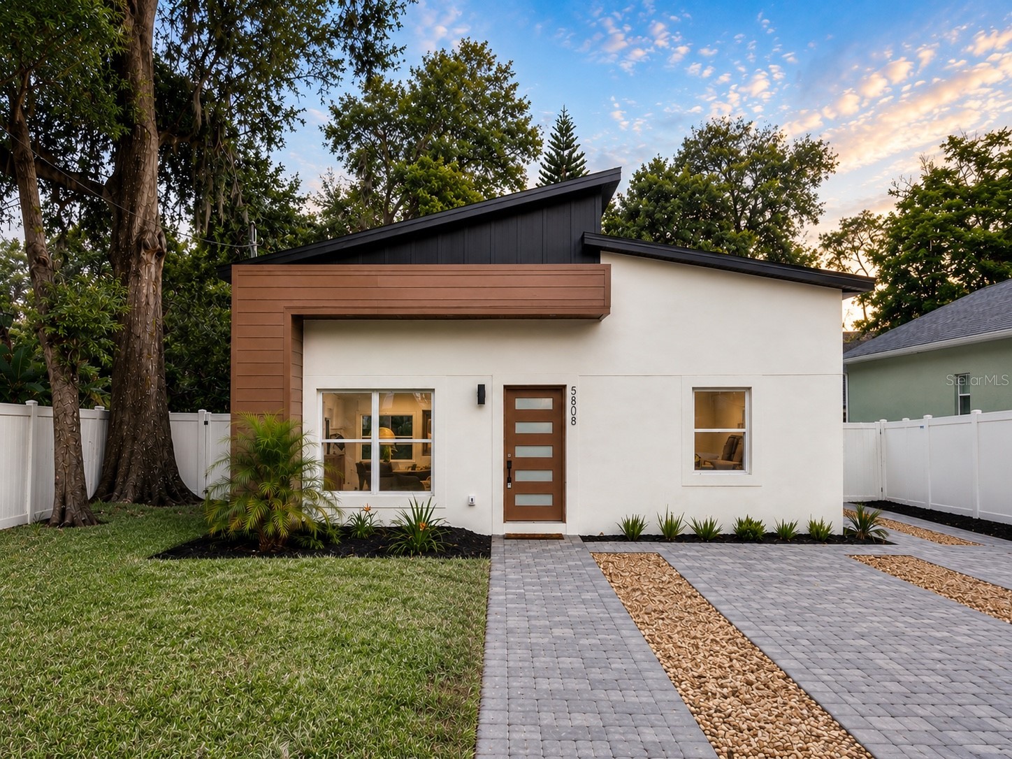 5808 N 16th Street Tampa FL 33610 TB8506915 image1