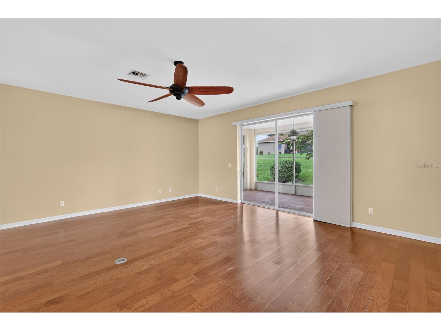 5809 Bounty Circle Tavares FL 32778 - LITTLE LAKE HARRIS G5115378 image10
