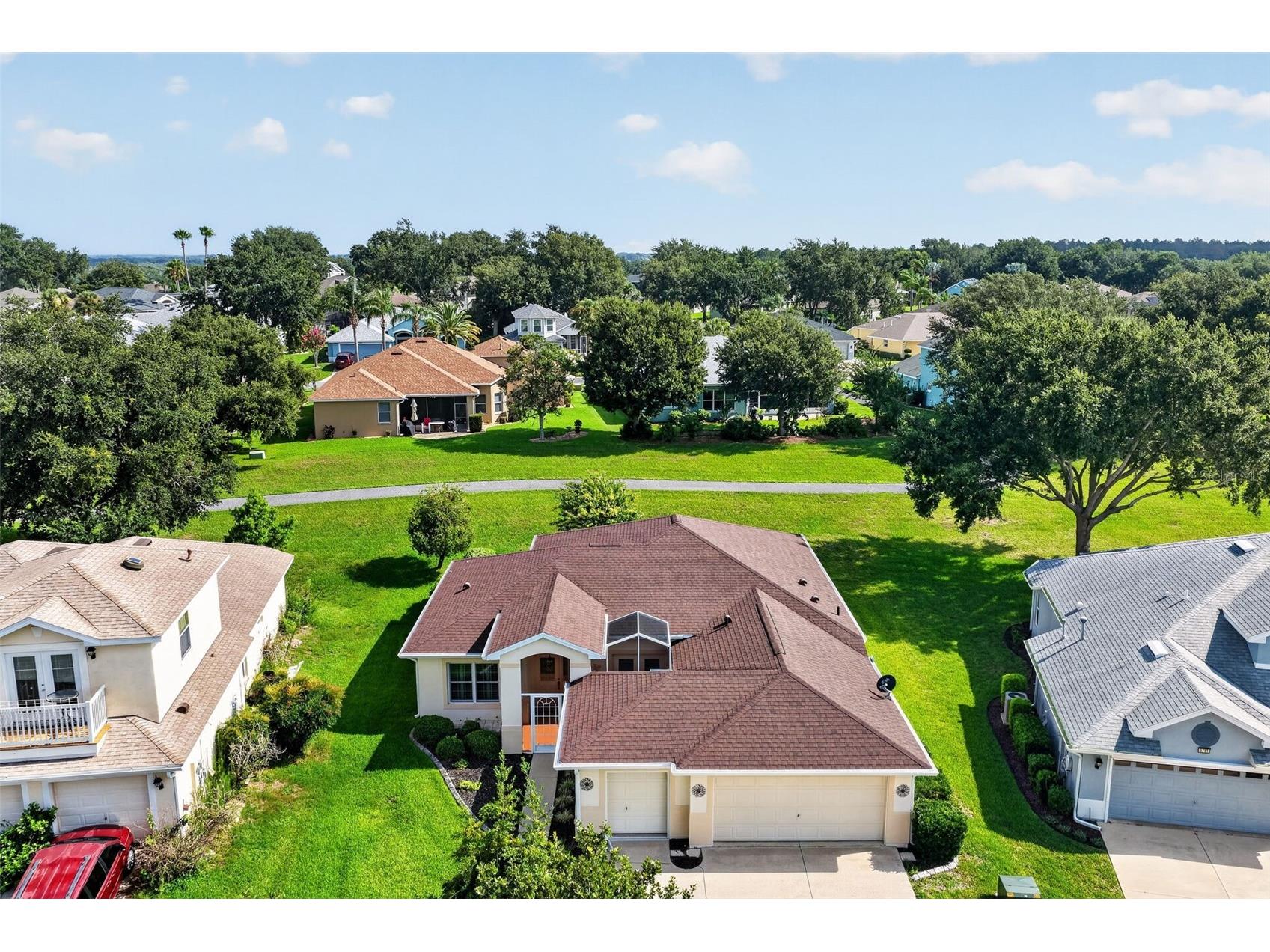 5809 Bounty Circle Tavares FL 32778 - LITTLE LAKE HARRIS G5115378 image2